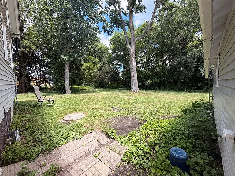 311 Hansen Ave — Photo 8