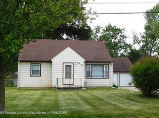 6958 Cooper Rd, Lansing, MI 48911