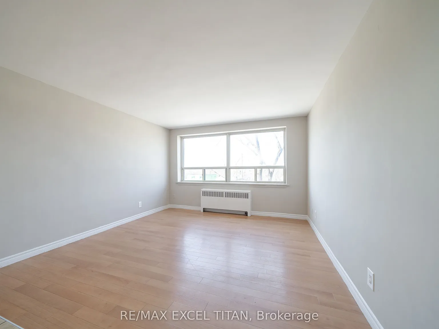 3 bed, $1,600 — Photo 4