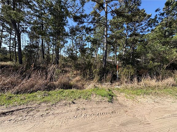 5th image of 24X E West Autobahn Rd