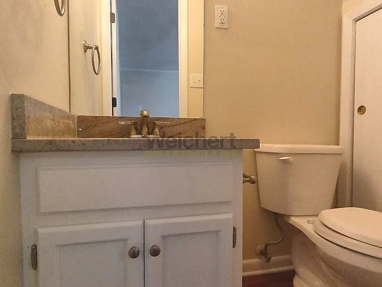 604 N 13th St — Photo 6