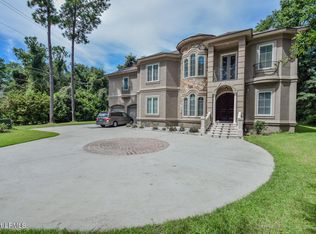 30 Little Creek Rd, Beaufort, SC 29907