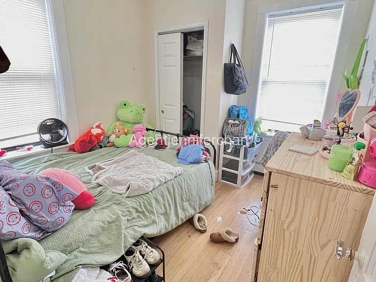 15 Park Vale Ave #10 — Photo 7
