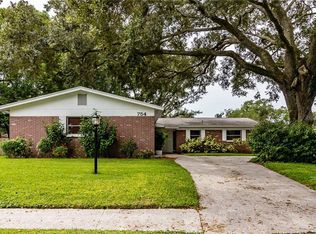 754 Pearl Cir, Brandon, FL 33510