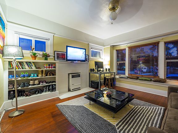Living room with bay window