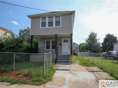 90 Baldwin St, New Brunswick, NJ, 08901