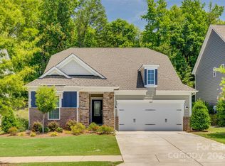 4049 Oakmere Rd, Waxhaw, NC 28173