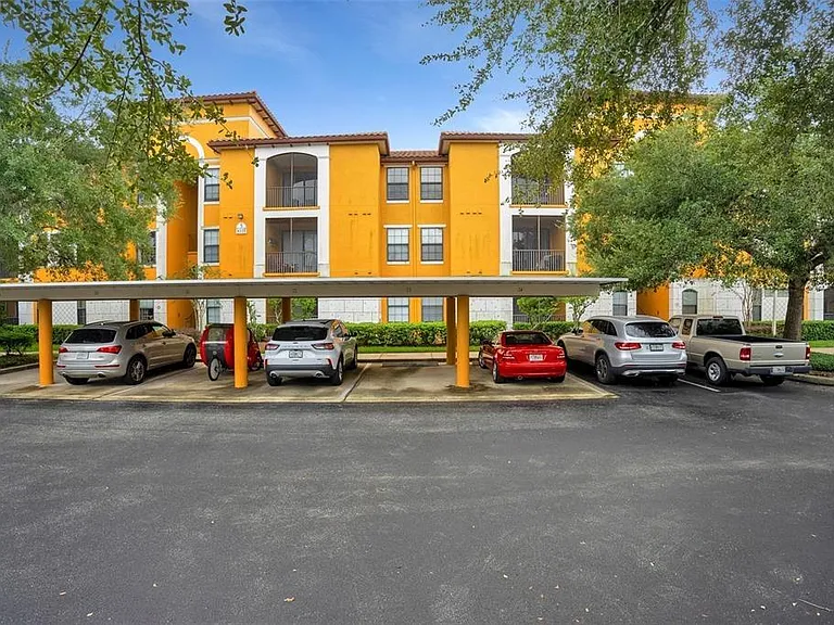 8335 38th Street Cir E #305 — Photo 1