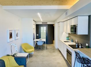 550 Broadway E #406, Vancouver, BC V5Z0E9