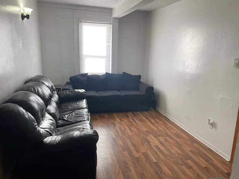 801 Cass St — Photo 8