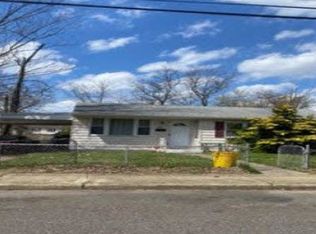 33 Brown St, Lawnside, NJ 08045