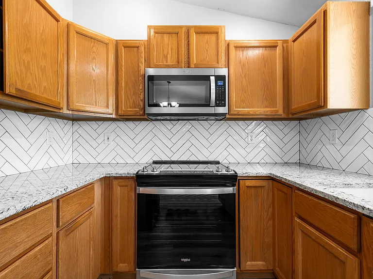 3812 S Springfield Ave — Photo 4