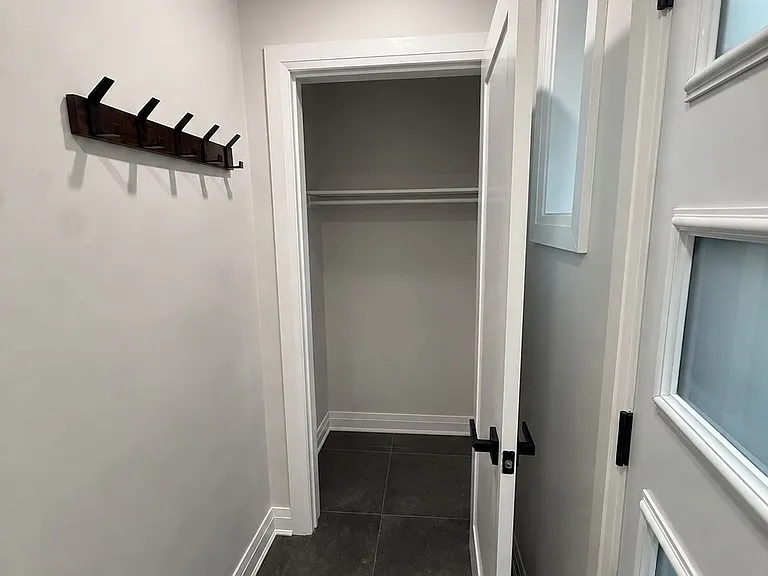31 Boyce Ave — Photo 14