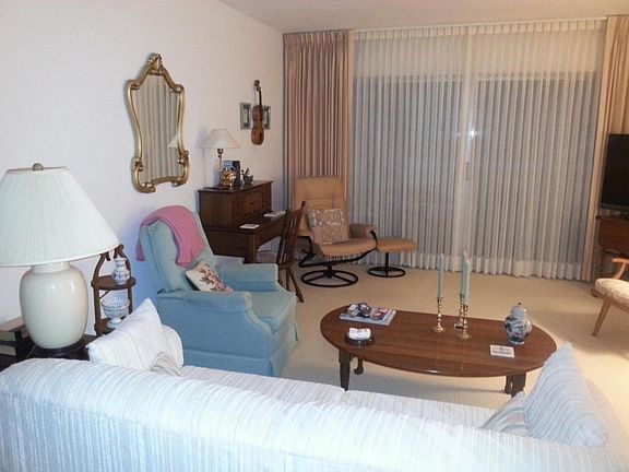3rd image of 9 Garden St APT 103J
