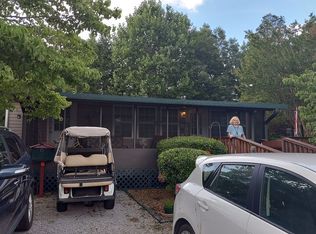 427 Mountain Thrush Dr, Townsend, TN 37882