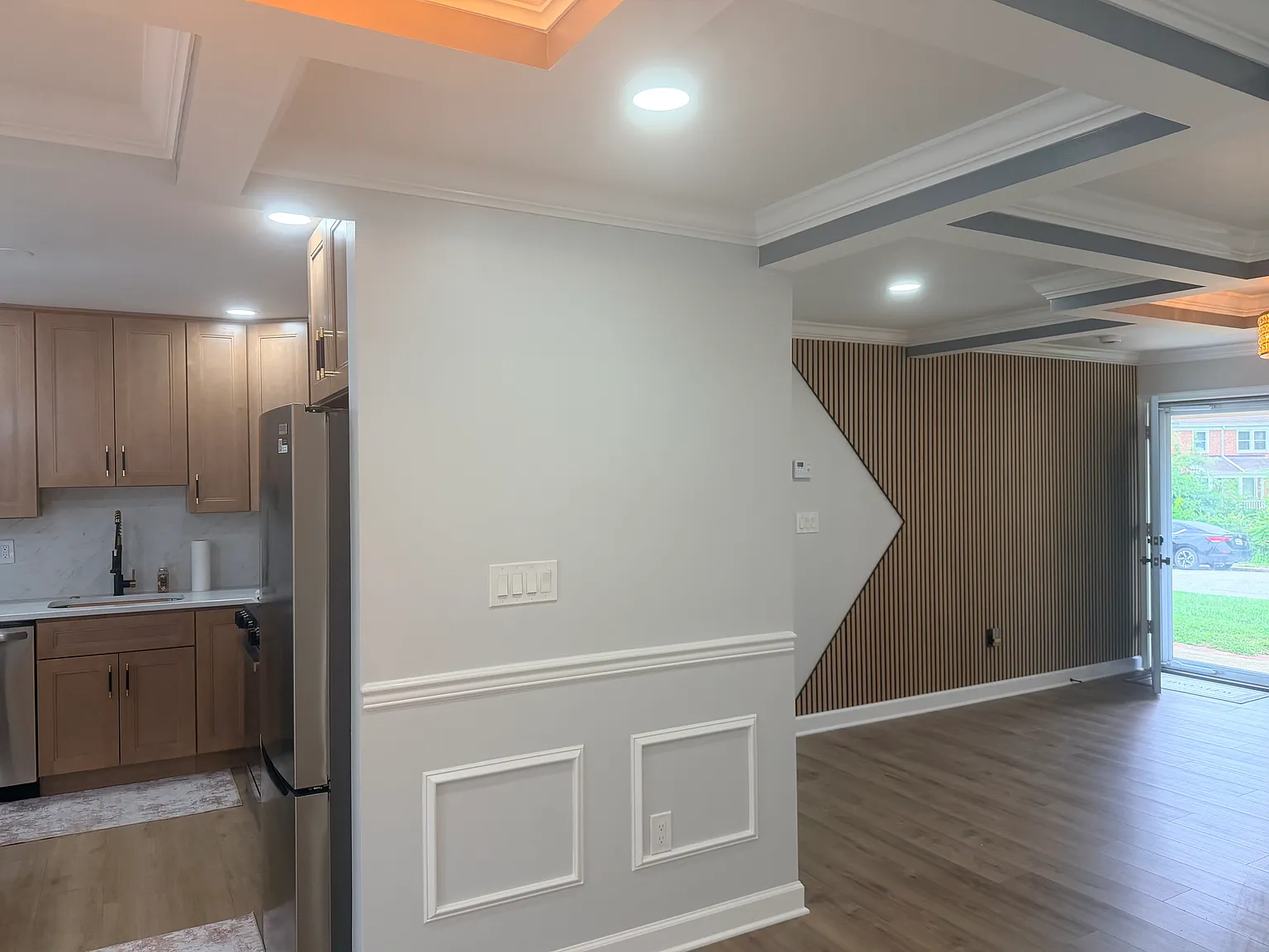 3 bed, 1114 sqft, $2,975 — Photo 4