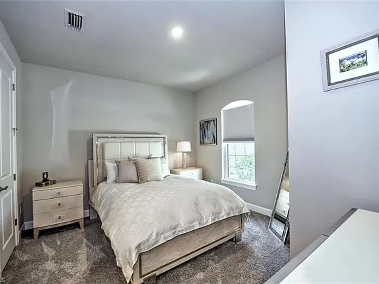 15158 Tolmino St — Photo 8