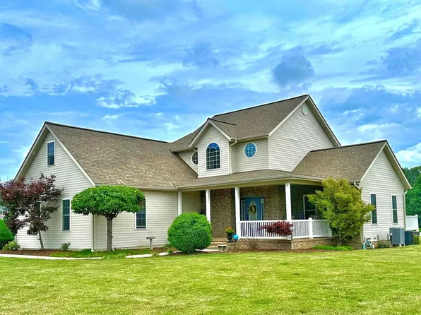 630 N Eagle Dr, Montgomery, IN 47558