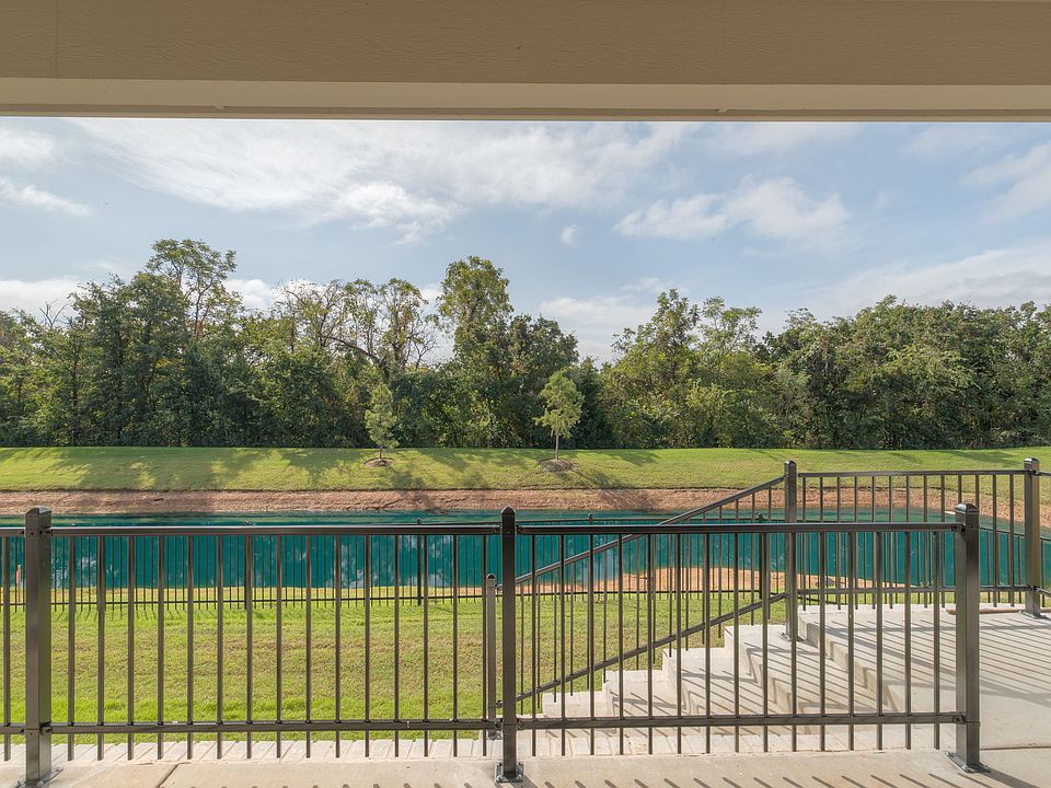 Back Patio / Pond View