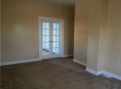 4th image of 801 W Water St