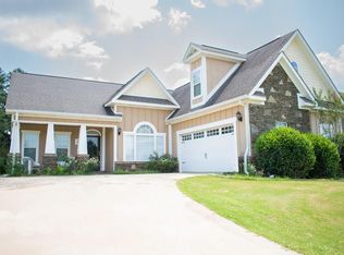 230 Weeping Willow Trl, Headland, AL 36345