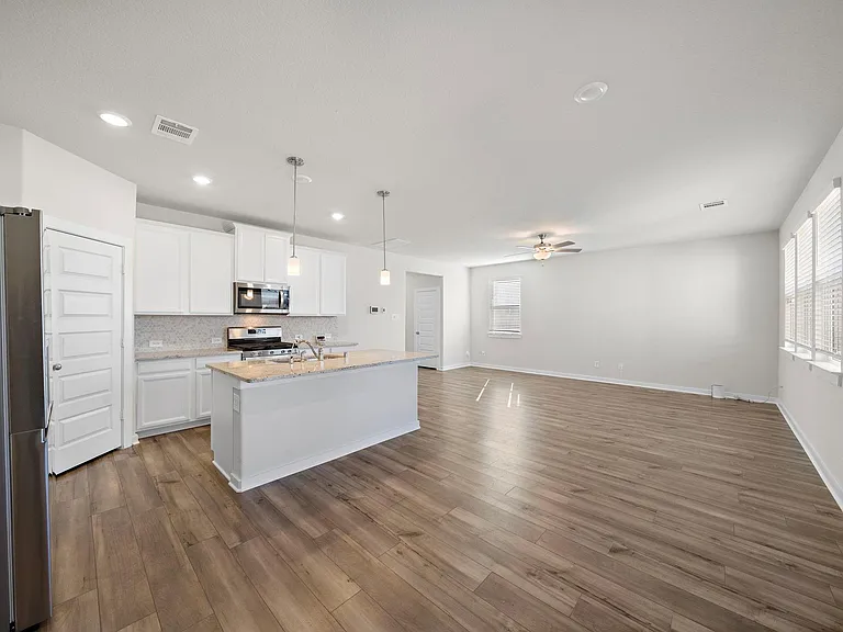 17482 Buckeye Bch — Photo 9