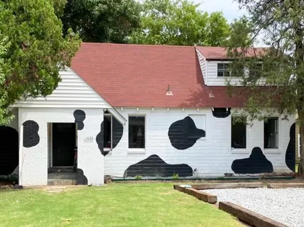 1023 College Ave, Norman, OK 73072