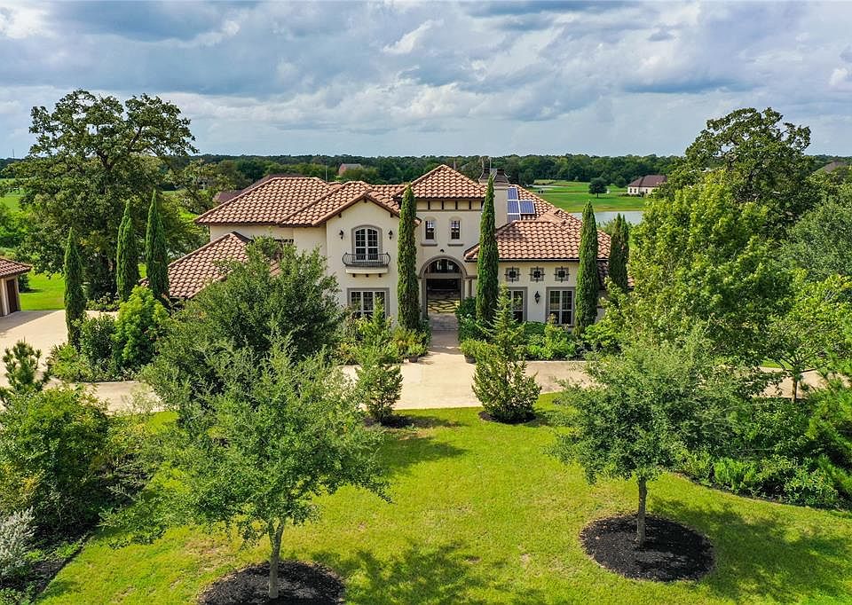 1st image of 17796 La Posada Cir