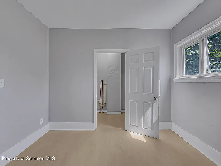 958 Ridge Ave #1 — Photo 22