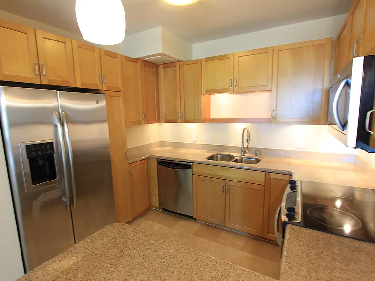 421 Olohana St #1203 — Photo 3