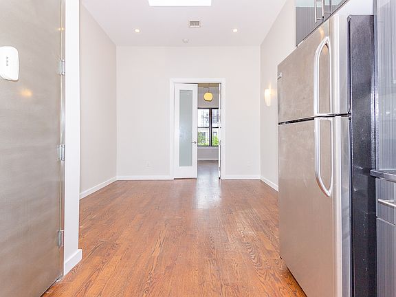 4th image of 188 Stockholm St #4S