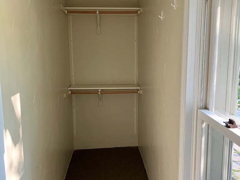 462 W Oakland Ave — Photo 10