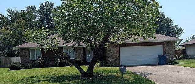 1st image of 304 Tonya St