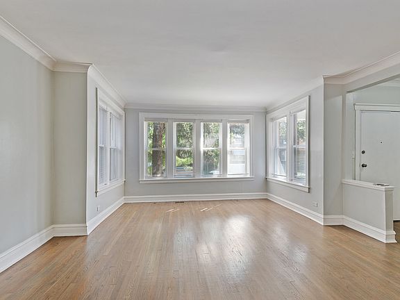 4th image of 6506 S Artesian Ave