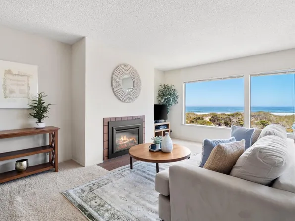 101 Shell Dr #227, Watsonville, CA 95076