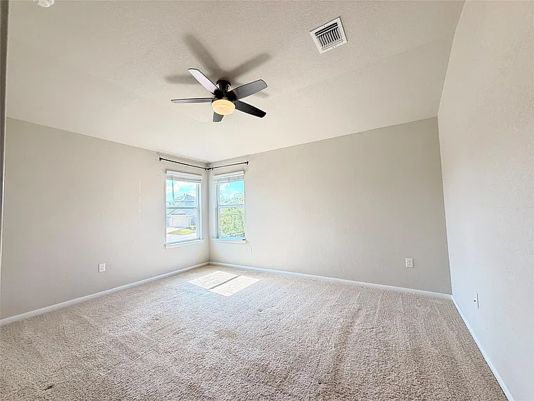 10502 Fulton Ave — Photo 18