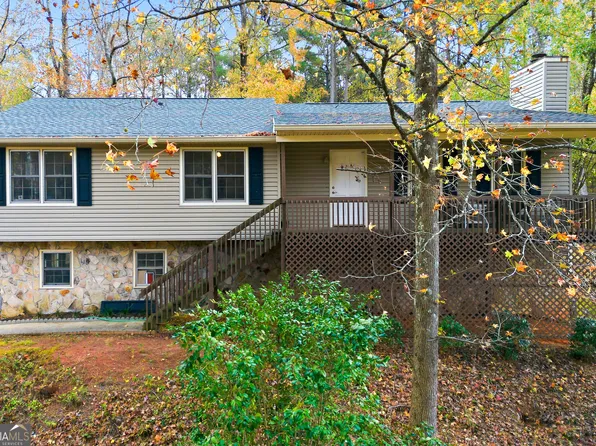 332 Pine Acres Dr, Canton, GA 30115