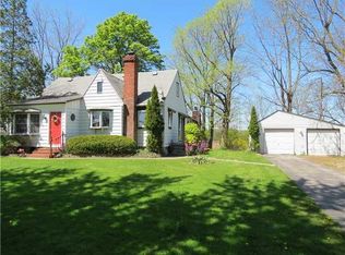 230 Robertson Rd, Churchville, NY 14428