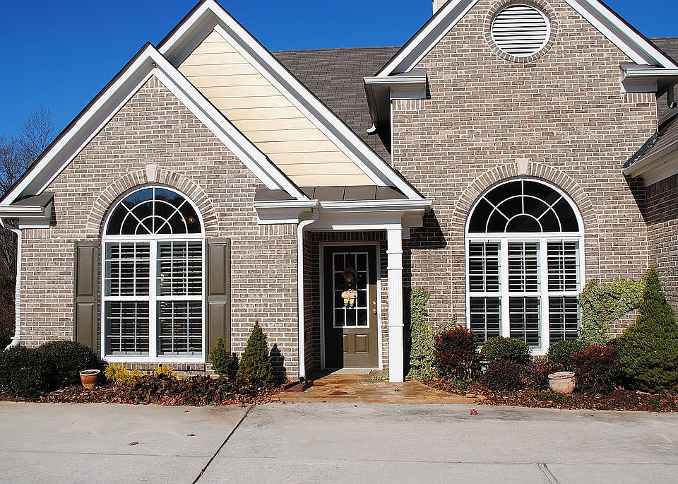 1st image of 267 River Mill Ln