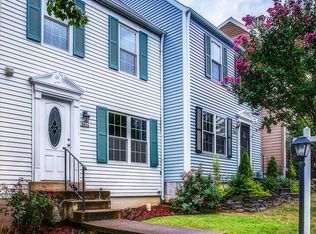 6606 Greenleigh Ln, Alexandria, VA 22315