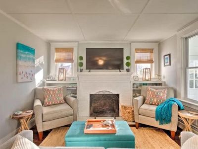 (Undisclosed Address), Narragansett, RI, 02882