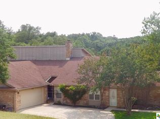 28 Oak Villa Rd, Canyon Lake, TX 78133