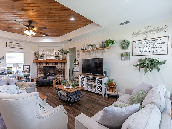 5th image of 344 Bella Way