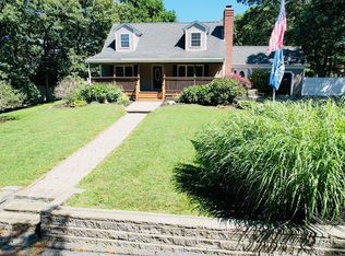 3 Windmill Rd, Bourne, MA 02532