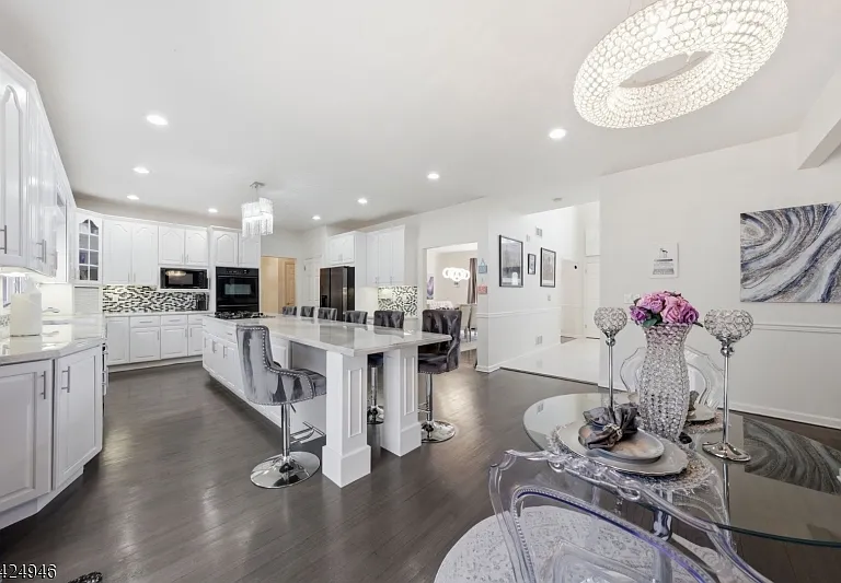 11 Rosewood Ln — Photo 19