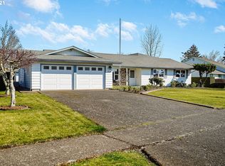 4738 Lisa St NE, Salem, OR 97305