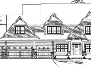 4930 Alvarado Ln N, Plymouth, MN 55446