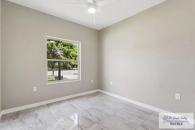 130 E Magnolia Ave — Photo 12