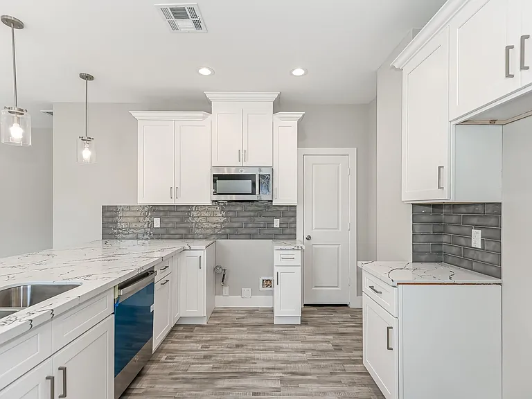 3547 Dreyfus St — Photo 4