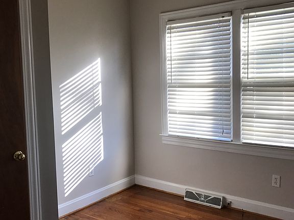 4th image of 104 Coleman Ct